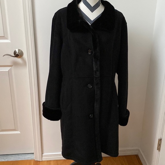 Gallery Jackets & Blazers - Gallery Black Winter Coat